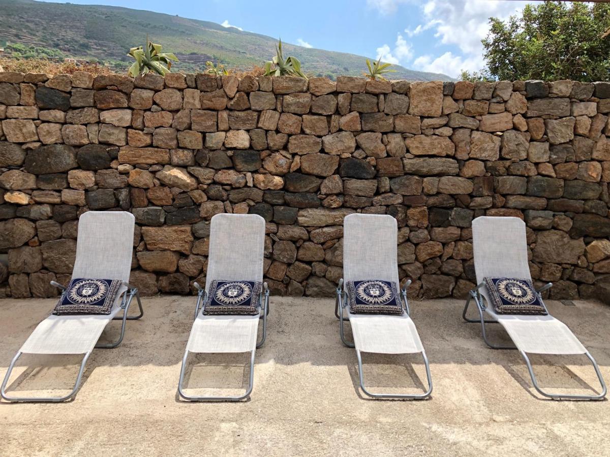 Villa Dammuso Rekhale à Scauri  Extérieur photo