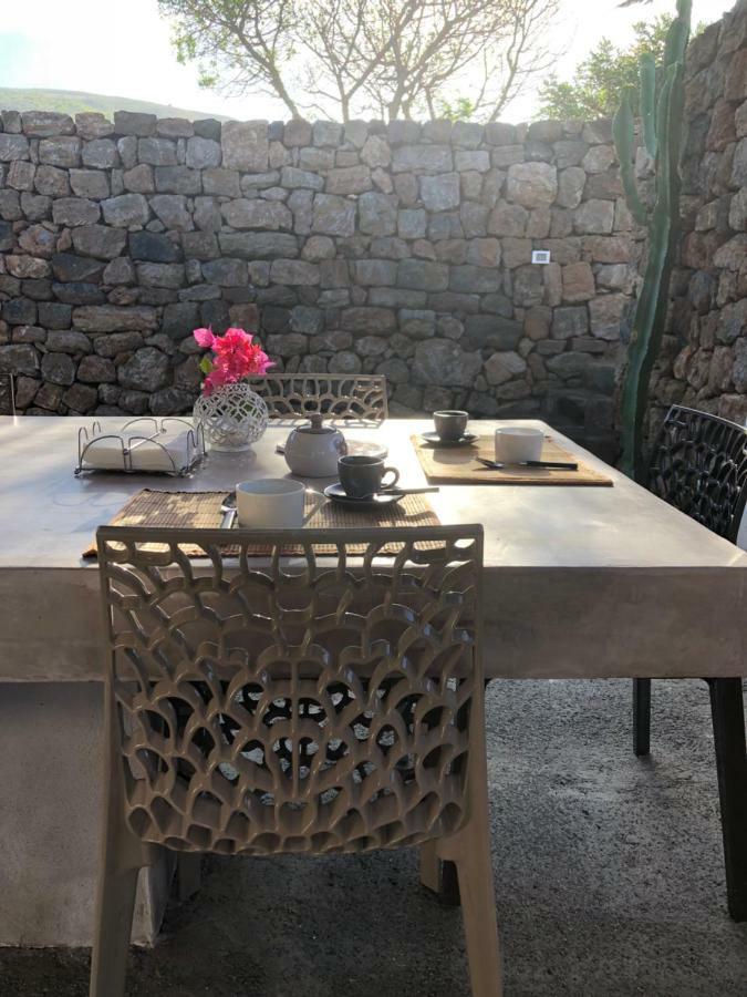 Villa Dammuso Rekhale à Scauri  Extérieur photo